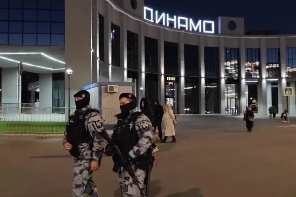Общественную безопасность на спортивных матчах в Москве обеспечили сотрудники и военнослужащие Росгвардии